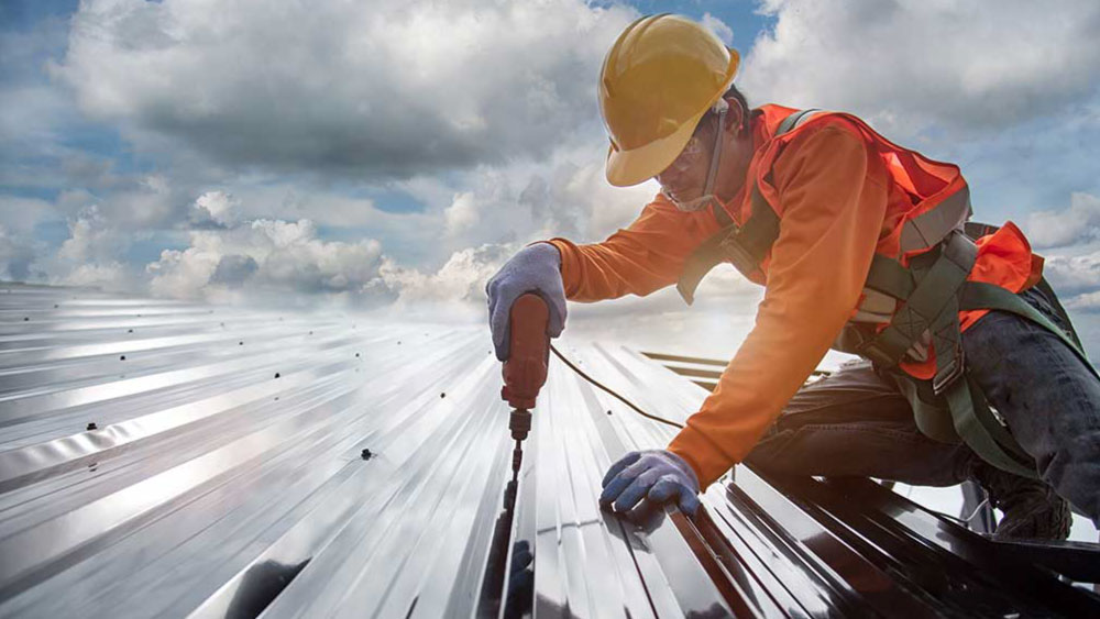 Preparing Your Commercial Roof for Hurricane Season